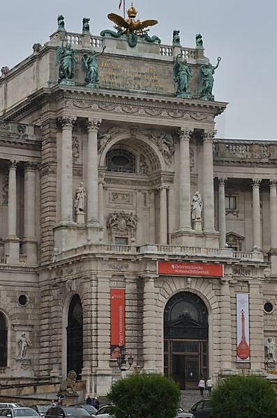 heldenplatz-bibliotheque.JPG