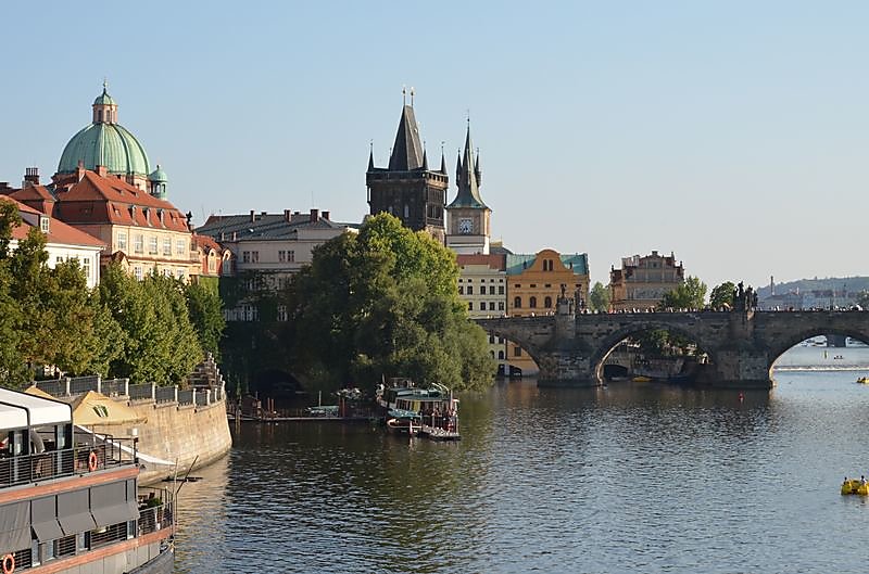 Praha-rive-Droite.JPG